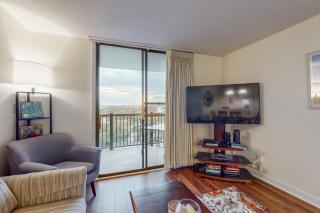 Holiday Towers 1001 - Myrtle Beach - 4