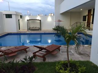 Dpto de 2 recamaras con alberca excelente ubicacion - 8