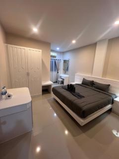 NJoy Boutique Guesthouse - 1