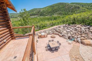 Ski and Ride Mountain Haus - Hot Tub, Fire Pit, Game Room & Deck - Mesa - 9