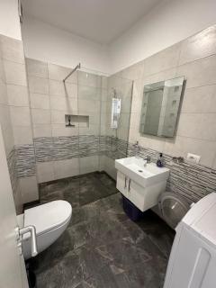 Gjiri i Lalzit Lura 3 Apartment Toni - Durrës - 5