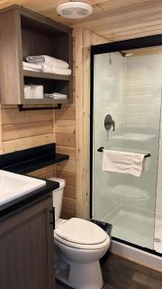 063A Brand New Cozy Cabin with Loft & King bed near Grand Canyon South Rim - 5