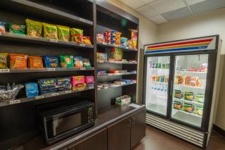 Quality Inn & Suites Downtown Mansfield - Mansfield - 1