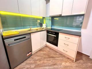 Modern Central Flat in Budva - Budva - 4