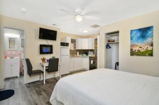 Latitude 26 Waterfront Boutique Resort - Fort Myers Beach - Fort Myers Beach - 9