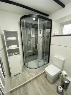 Beautiful renovated former coach house - Llandeilo - 9