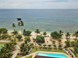 Gold View Beachfront Resort - Timbaon - 0