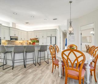 Siesta Key Marvel Pool SPA Deeded Beach Access - 4