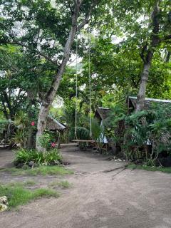 Georgia's Neverland Hostel - 4