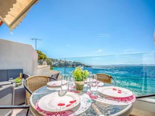 Apartment near Platja Almadrava Beach - Montjoys - 0