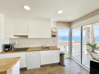 Apartment near Canyelles Petites Beach - 8