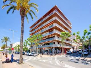 Apartment near Plataj De Roses Beach - Montjoys - 5