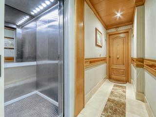 Apartment in Roses near Playa de Roses Beach - 4