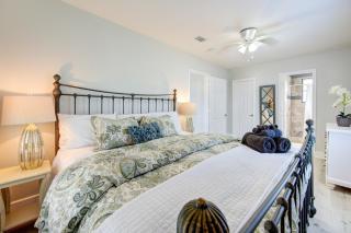 Warm & Spacious 3BR Centrally Located near NRG - Houston - 2