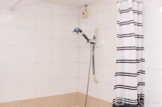 Homey and Strategic Studio Apartment at Metropark Condominium Jababeka By Travelio - Bekasi - 2