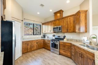 Mountain View Lookout-Uptown Walkable Red Rock Views - Sedona - 6
