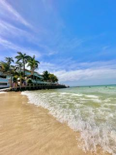 Apartamento a 50 metros da praia em Residencial Solar das Bromélias no Centro de Bombinhas - Bombinhas - 4