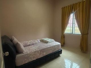 Villa Brastagi Resort Jalan Mimpin Tua Blok C No. 41 - Berastagi - 8