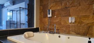 Velanon Phuket - Ban Lo Long - 9