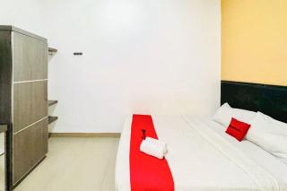 RedDoorz at Jalan Basuki Rahmat Palembang - Palembang - 3