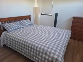 Zetland Three bedrooms - 6