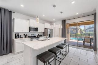 5556 - Magical Manor - 9