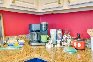 Outdoor Oasis Home 4 Mi to Disney! - Orlando - 1