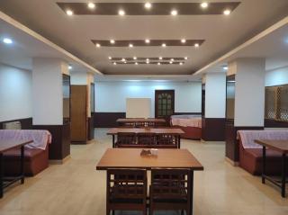 Hotel Ambarish Grand Residency - Guwahati - 1