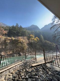 HOM House of MannMauji Riverside kasol - 7