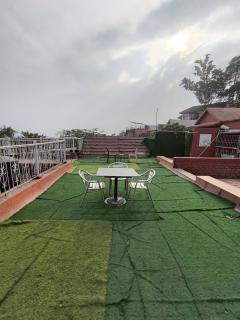 King Size Deck Villa - Mumbai - 4
