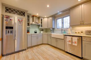 5 Mi to Skiing Home with Hot Tub and Patio! - Killington - 8