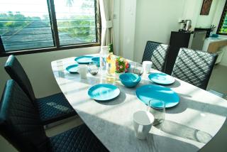 Songbird Suites - Deluxe 2 Bedroom, 2 Bathroom Apt - Ban Khlong Haeng - 0