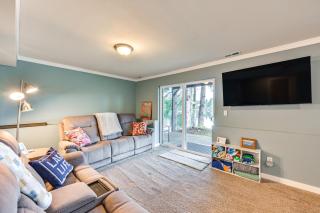 Lakefront Gem with Deck and Grill in Shelton - 8