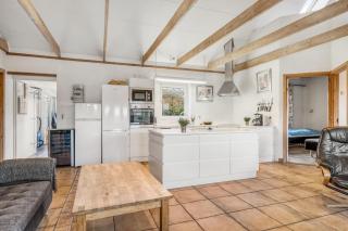 Large Holiday Home With Pool And Spa In The Middle Of Blokhus Town, Close To The North Sea - 5