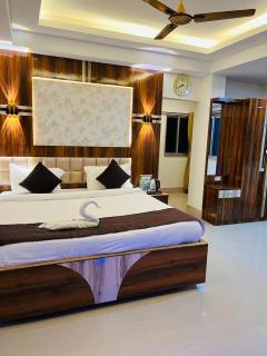 Riverdale Homestay, Diamond Harbour - WB Govt Reg Gold Category - 1