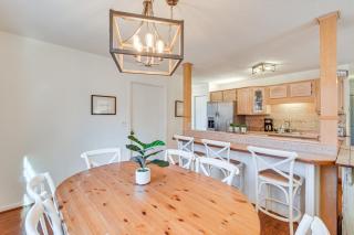 Lakefront Gem with Games in Westminster! - South Union - 4