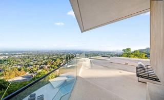 #Marbella Lane - Luxe Home with Breathtaking Views - Los Angeles - 5