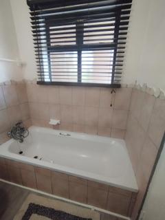Crayfish Inn no 2 - Ramsgate - 2