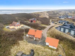 Modernized Holiday Home, Centrally Located In One Of Søndervigs Best Locations, - Ringkøbing - 0
