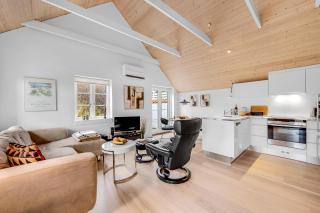Modernized Holiday Home, Centrally Located In One Of Søndervigs Best Locations, - Ringkøbing - 2