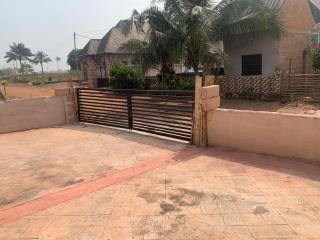 Crown Luxury Apartment - - 3