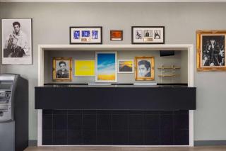 Days Inn by Wyndham Memphis at Graceland - 6