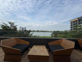 River Condo Spectacular Pools - 9