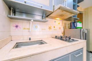 Cozy Stay 2BR at Bogor Valley Apartment By Travelio - 2