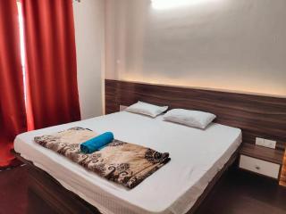 3 BHK fully equipped kitchen on high flr family only - Bangalore - 6
