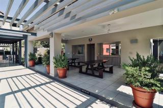 Luxe Haven 102 Ventura Estate - Sandton - 4