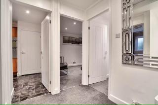 Excellent Family King Size Bedroom 2 - Maldon Heybridge - Heybridge - 7