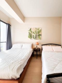 Cozy 2BR Apartment Mactan Newtown Beach Access - Lapu Lapu City - 1