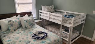 159 Pearl St home - 1