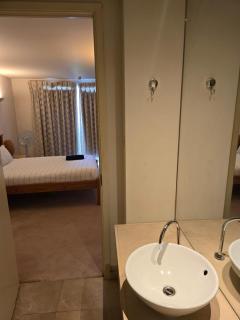 2 Bed Apartment Central London Canary Wharf - London - 2